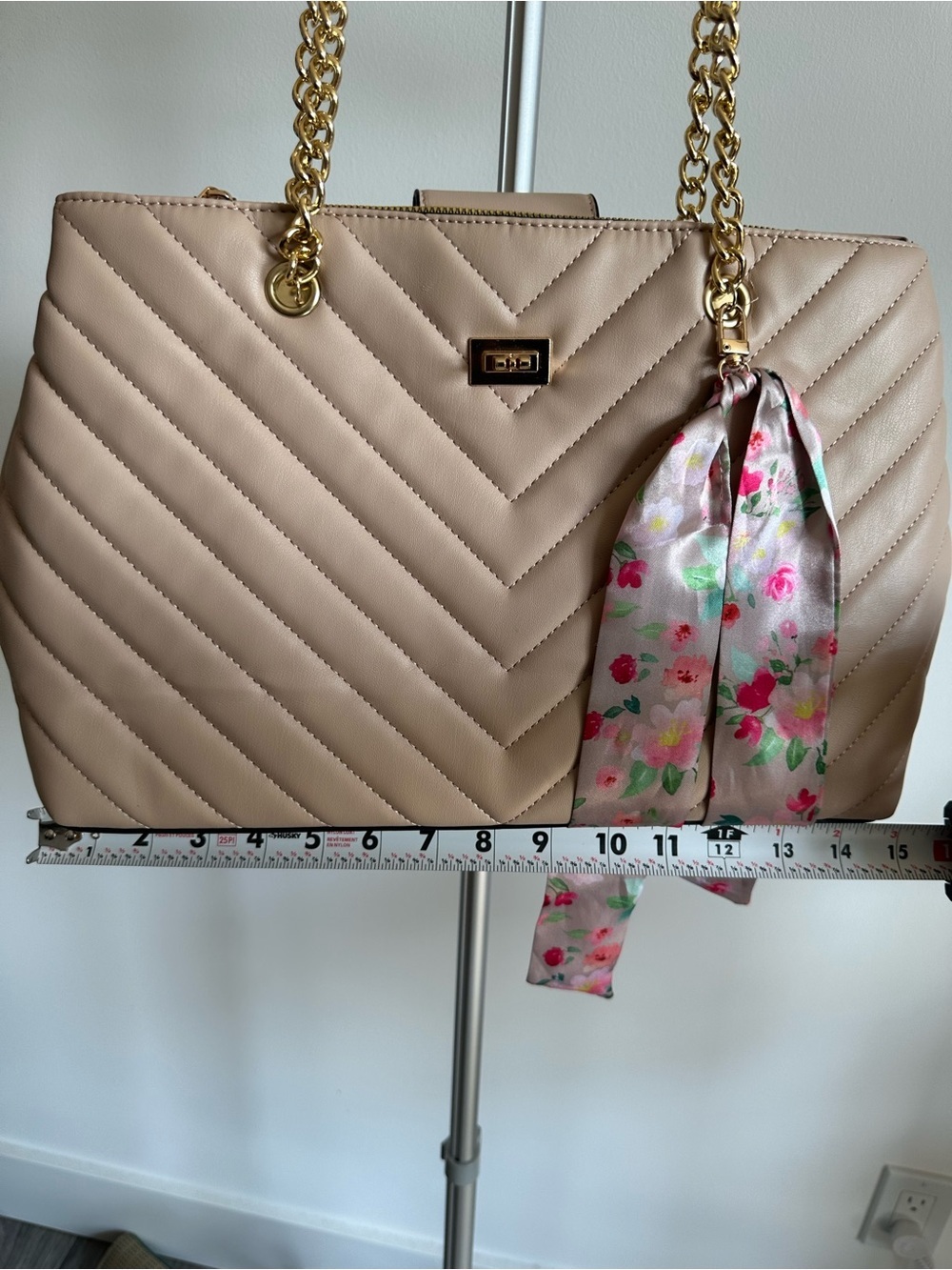 Ardene Taupe Quilted Shoulder Bag with Gold Chain and Floral Scarf - Picture 13 of 15